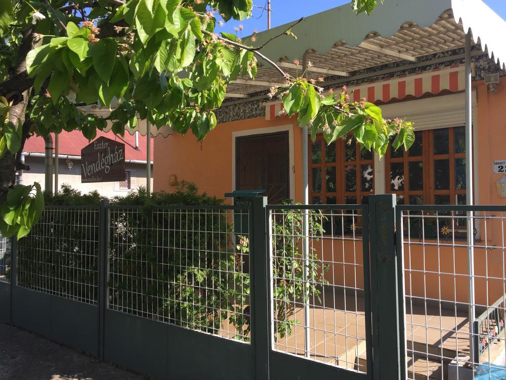 Hotel Eszter Vendeghaz Berekfürdő Esterno foto